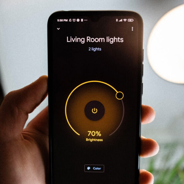 Home Speaker 500: Smart Bluetooth Speaker with Alexa Voice Control Built-In, White - Afbeelding 3