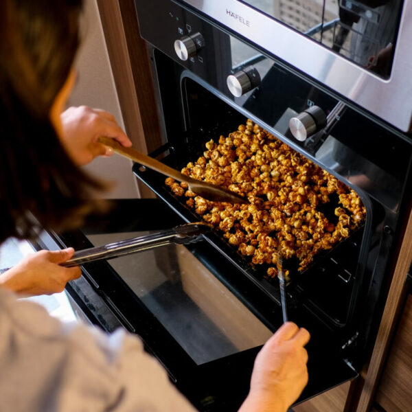 0.9 Cubic Feet Capacity 900 Watts Kitchen Essentials for the Countertop Stainless Steel - Afbeelding 4